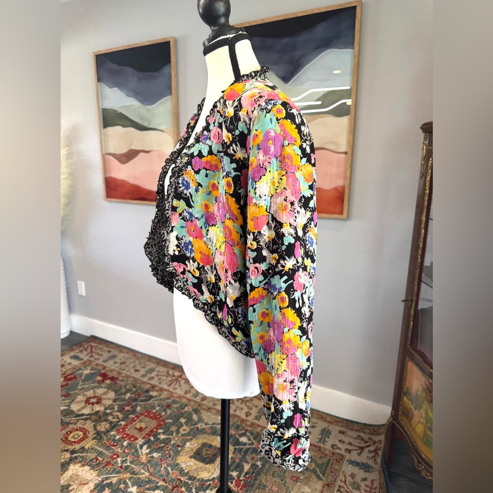 Vintage Platinum Floral Multicolor Cropped Jacket - Picture 4 of 6
